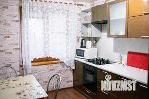 3-к квартира, посуточно, 65м2, 6/9 этаж