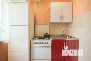 3-к квартира, посуточно, 54м2, 4/5 этаж