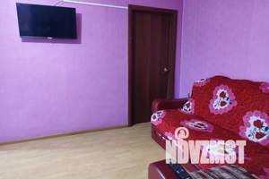 2-к квартира, посуточно, 45м2, 4/5 этаж