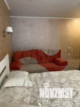 Студия квартира, посуточно, 43м2, 2/5 этаж