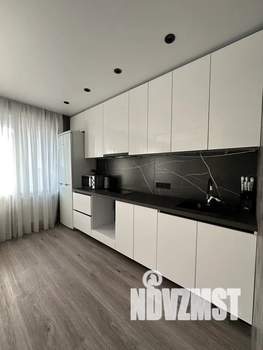 Студия квартира, посуточно, 35м2, 7/16 этаж