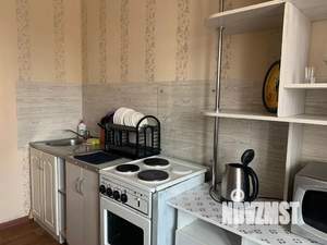 1-к квартира, посуточно, 40м2, 6/16 этаж