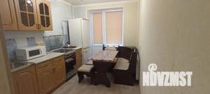 1-к квартира, посуточно, 34м2, 2/10 этаж