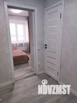 Студия квартира, посуточно, 38м2, 8/9 этаж