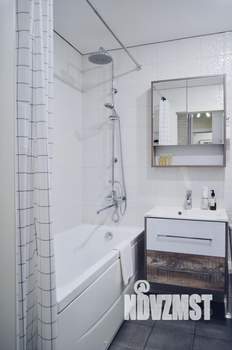 2-к квартира, посуточно, 42м2, 1/1 этаж