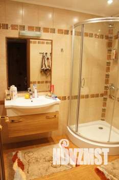 1-к квартира, посуточно, 43м2, 1/3 этаж