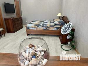 2-к квартира, посуточно, 80м2, 4/4 этаж