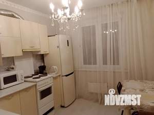 1-к квартира, посуточно, 40м2, 2/10 этаж