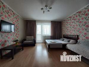 1-к квартира, посуточно, 42м2, 5/10 этаж