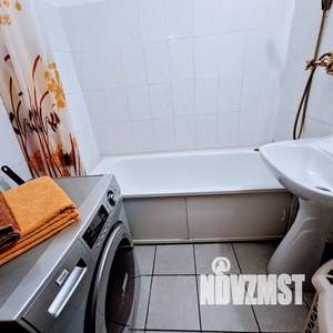 1-к квартира, посуточно, 40м2, 10/10 этаж