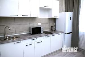 1-к квартира, посуточно, 41м2, 1/1 этаж