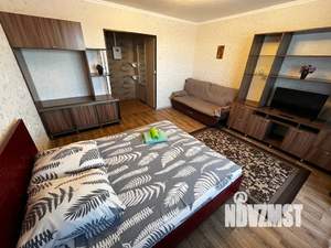 1-к квартира, посуточно, 35м2, 3/10 этаж