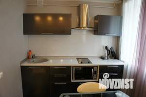 1-к квартира, посуточно, 52м2, 1/3 этаж