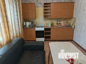 1-к квартира, посуточно, 43м2, 7/10 этаж