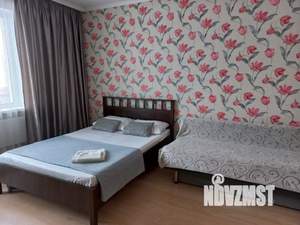 1-к квартира, посуточно, 43м2, 1/1 этаж