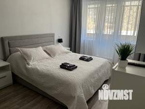 1-к квартира, посуточно, 33м2, 1/9 этаж