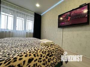 1-к квартира, посуточно, 35м2, 6/9 этаж