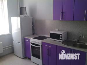 1-к квартира, посуточно, 40м2, 3/10 этаж