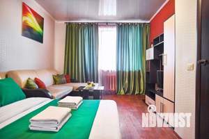 1-к квартира, посуточно, 47м2, 1/1 этаж