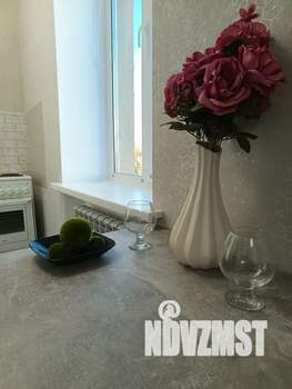 Студия квартира, посуточно, 28м2, 2/4 этаж