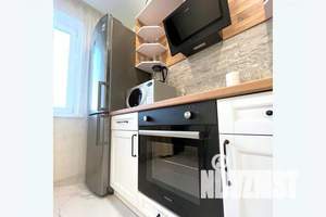 1-к квартира, посуточно, 42м2, 7/10 этаж