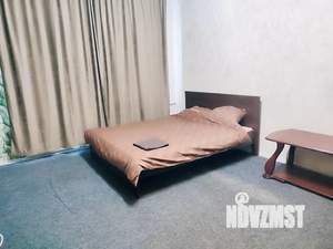 1-к квартира, посуточно, 33м2, 4/5 этаж