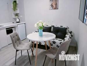 Студия квартира, посуточно, 38м2, 8/9 этаж