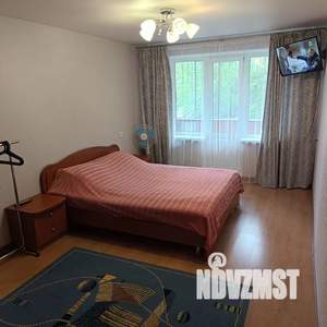 1-к квартира, посуточно, 33м2, 1/9 этаж