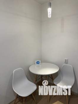 Студия квартира, посуточно, 30м2, 4/10 этаж