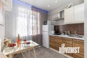 1-к квартира, посуточно, 33м2, 1/5 этаж