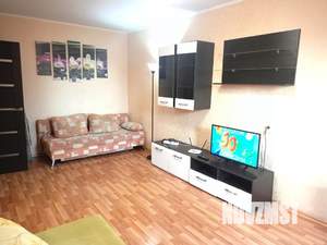 2-к квартира, посуточно, 50м2, 1/1 этаж