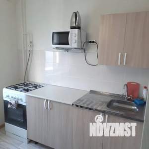 1-к квартира, посуточно, 32м2, 7/9 этаж