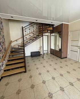 3-к квартира, вторичка, 90м2, 2/2 этаж