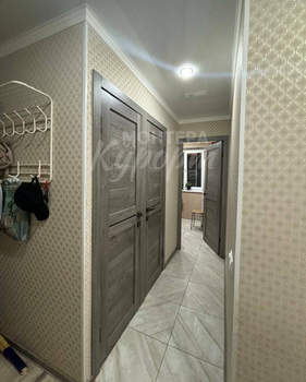 4-к квартира, вторичка, 61м2, 1/5 этаж