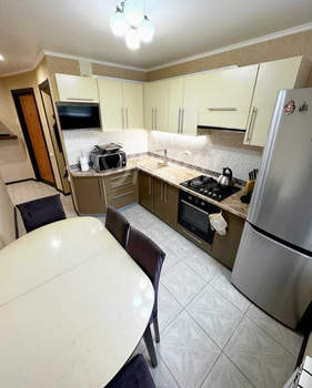 2-к квартира, вторичка, 57м2, 7/9 этаж