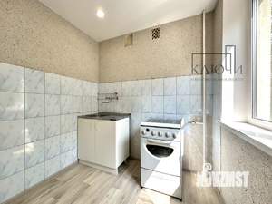 4-к квартира, вторичка, 60м2, 3/5 этаж