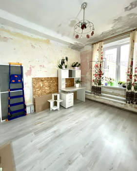 3-к квартира, вторичка, 73м2, 3/3 этаж