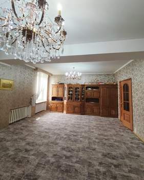 6-к квартира, вторичка, 188м2, 3/3 этаж