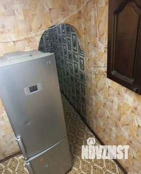2-к квартира, вторичка, 42м2, 1/4 этаж