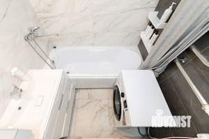 2-к квартира, вторичка, 53м2, 1/9 этаж