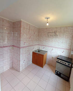 3-к квартира, вторичка, 56м2, 4/5 этаж