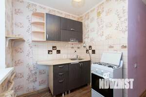 2-к квартира, вторичка, 46м2, 1/5 этаж