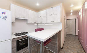 2-к квартира, вторичка, 48м2, 1/10 этаж