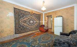 3-к квартира, вторичка, 65м2, 1/9 этаж