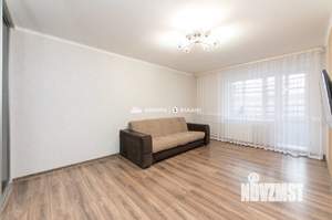 2-к квартира, вторичка, 66м2, 1/10 этаж