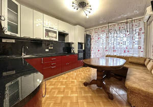 2-к квартира, вторичка, 74м2, 7/14 этаж