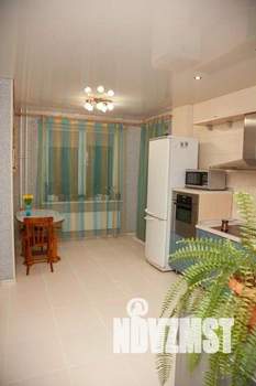4-к квартира, вторичка, 104м2, 9/16 этаж