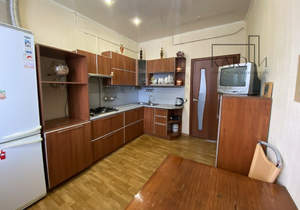 2-к квартира, вторичка, 64м2, 1/4 этаж