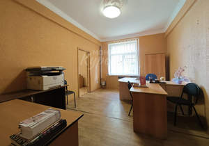 4-к квартира, вторичка, 97м2, 1/3 этаж