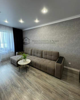 2-к квартира, вторичка, 64м2, 1/3 этаж